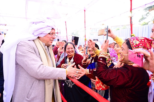 मुख्यमंत्री ने बरेली में किया 29 वें उत्तरायणी मेले का शुभारंभ